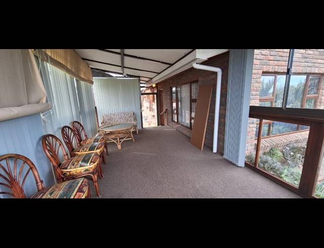 3 BEDROOM HOUSE FOR SALE IN DANA BAY